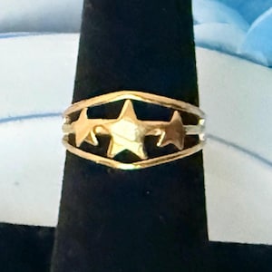 Caroline Emmons Golden Galaxy Star Ring | 1978 Adjustable Gold-Tone Statement Ring