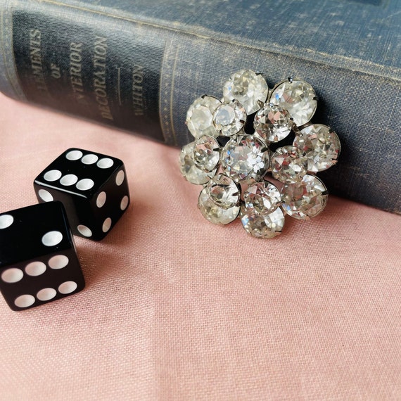 Vintage Weiss Sparkling Crystal Rhinestone Cluste… - image 3