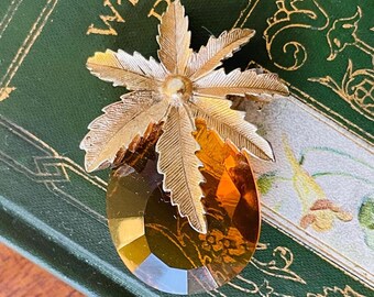 Vintage Sarah Coventry Pineapple Broche: Autumn Haze Amber-hanger jaren 1970