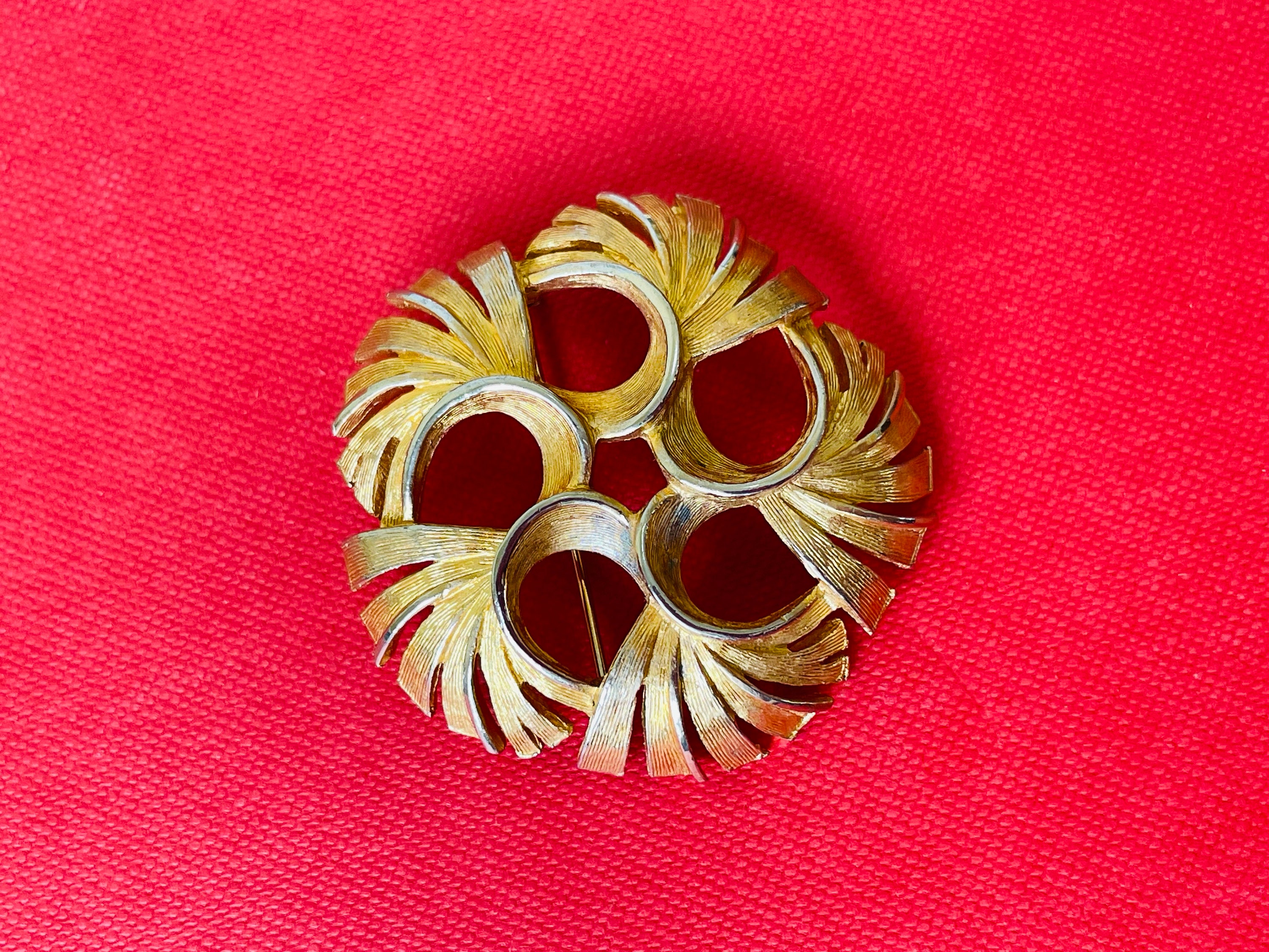 Vintage Torino Brooch | 1960s Gold Fanned Ribbon Pin | Mid Century Circle Brooch | Signed Estate Jewelry Gift