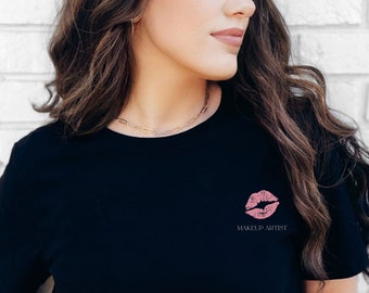 Chemise maquilleuse MUA T-shirt T-shirt esthéticienne Cadeau esthéticienne Cadeau maquilleur Chemise diplômé en cosmétologie Chemise maquilleuse T-shirt maquillage