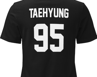 BTS Taehyung 95 • Bias Women's Relaxed Fit T-shirt • Birth Year Jersey