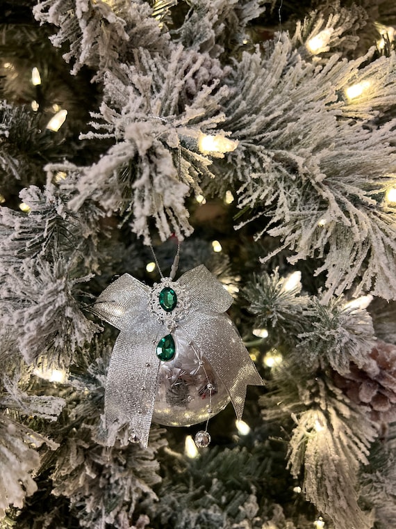 Shabby Chic Silver/Green Christmas ornaments 3" Set of 9.