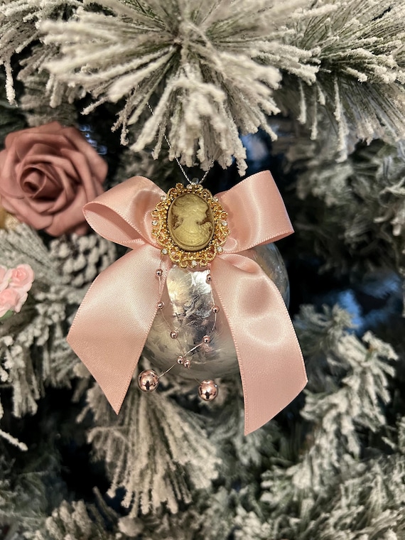 Shabby Chic Victorian Cameo set of 6 Silver/Pink Christmas ornaments.