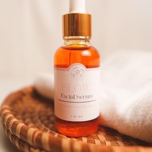 Glow Gesichtsserum | Strahlende Haut | Pflanzliche Hautpflege | Natürliches Anti-Aging | Für trockene + reife Haut | Ringelblume + Sanddorn Bild 3