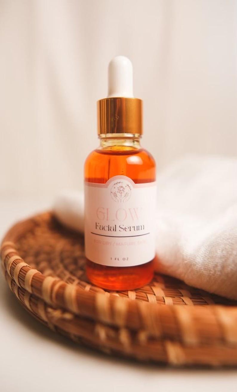 Glow Gesichtsserum | Strahlende Haut | Pflanzliche Hautpflege | Natürliches Anti-Aging | Für trockene + reife Haut | Ringelblume + Sanddorn Bild 3