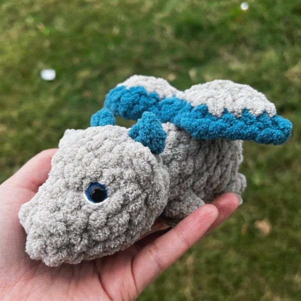 Mini crochet pocket dragon