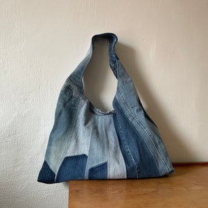 Geüpcycled denim draagtas Unieke spijkertas Alledaagse tas Op maat gemaakte draagtas