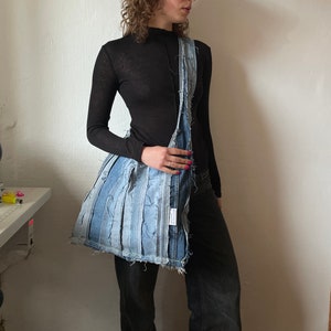 Crossbody denim bag Reversible custom bag Medium size Upcycled jeans Patchwork bag One of a kind Vintage style bag Custom everyday bag