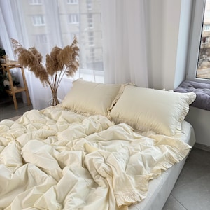 Bedding set full 100% milk cotton with ruffles.4 Piece Set - Duvet Cover, 2 Pillowcases, Fitted Sheet or Flat Sheet.Custom Size