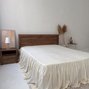 Natural 100 % cotton BedSkirt/Ruffled bed skirt/Bed skirt Queen,King,Full,Twin and custome size avaible