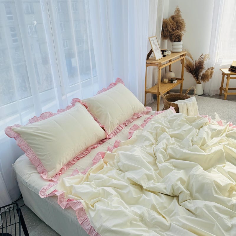 Skirt Ruffle Pure Linen Duvet Cover main image 1