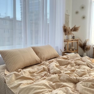 Bedding set full Beige  Stripe satin 100% cotton.4 Piece Set : Duvet Cover, 2 Pillowcases, Fitted Sheet or Flat Sheet