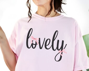 Lovely coquette crewneck shirt, girls pink bow shirt, gifts for her, coquette clothing birthday gift for her