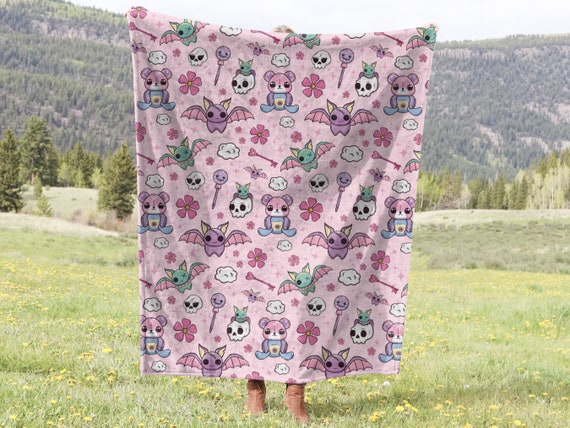 Cute Pastel Goth Blanket, Pink Gothic Bat Baby Blanket, Spooky Kawaii Decor Floral Skull Girls Bedroom Throw, Babyshower Gift for Alt Mom
