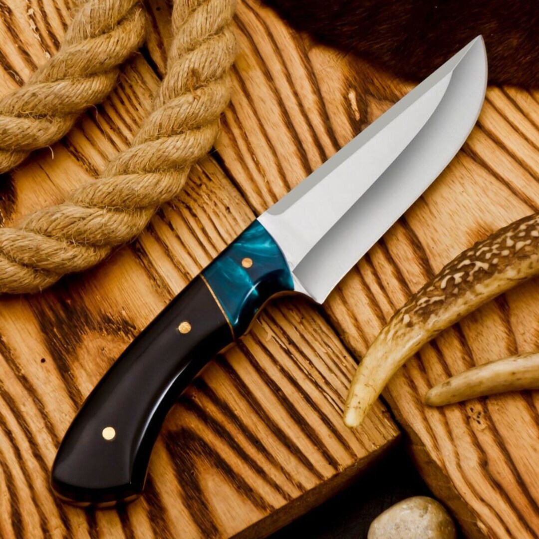 Premium D2 Steel Skinning Knife for Hunters main image 0