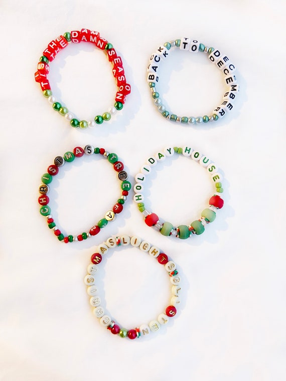 ミュージシャン Taylor swift holiday collection bracelet Taylor Swift Holiday Themed Friendship Bracelets 5 Pack! - Etsy