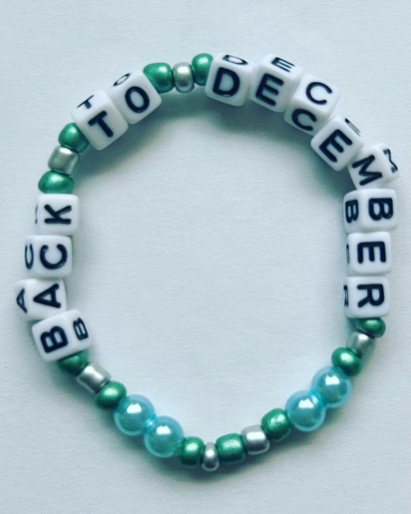 Taylor Swift Holiday Themed Friendship Bracelets 5 Pack! - Etsy