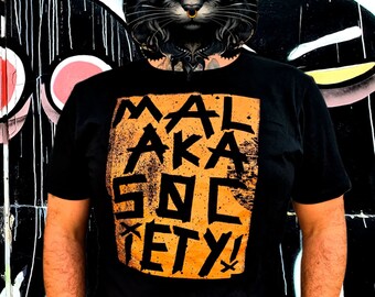 Organic T-Shirt "MALAKA SOCIETY“ – Unisex loose fit T-Shirt – Sustainably hand silkscreen printed (copper-gold)