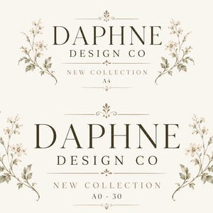 Op de afbeelding: Twee grafische ontwerpsjablonen met het label DAPHNE DESIGN CO NEW COLLECTION. Het bovenste sjabloon is gemarkeerd met A4 210 x 297 mm en het onderste met A0 841 x 1189 mm. Beide bevatten donkerbruine tekst en botanische bloemillustraties.