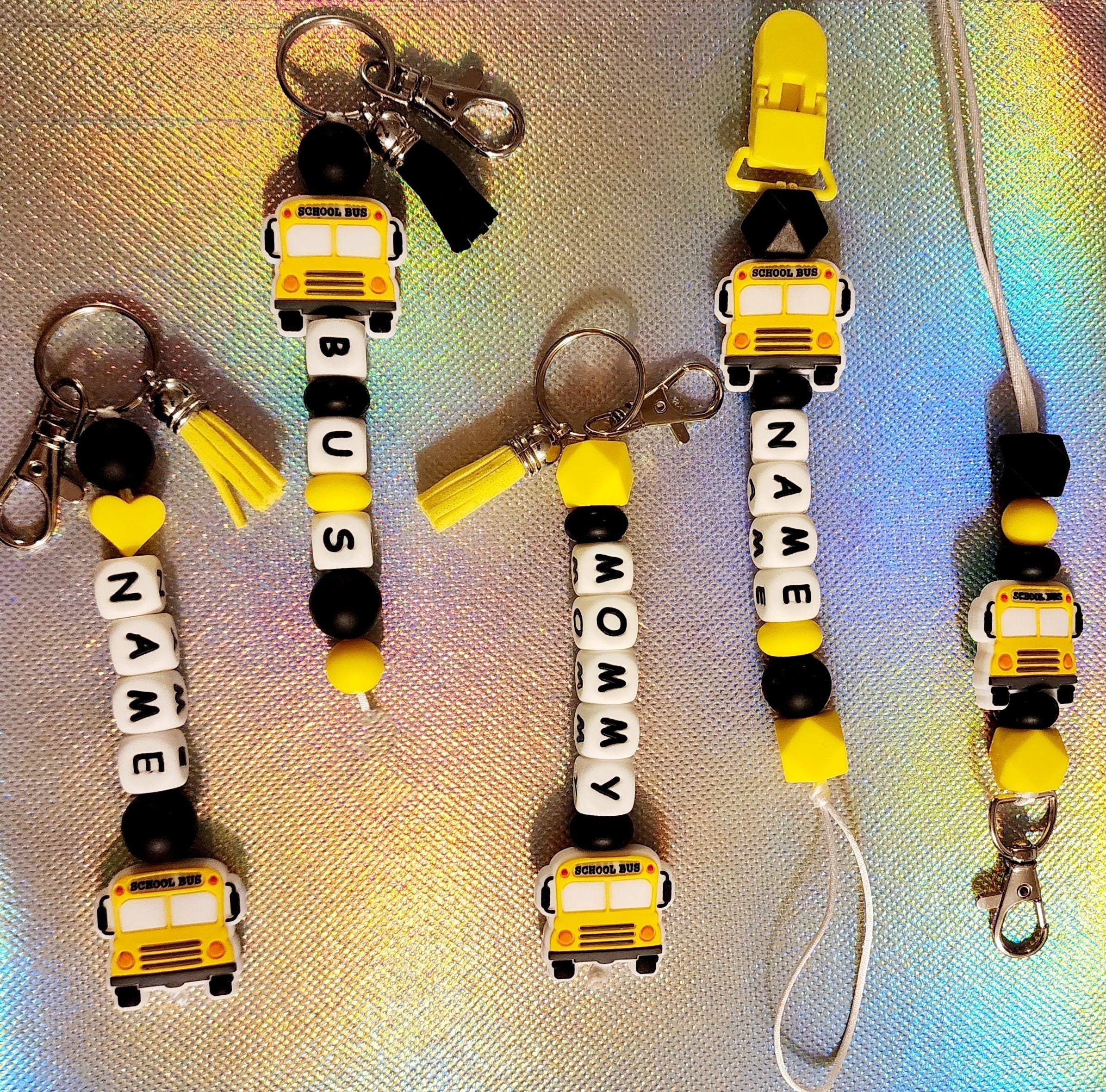 Portachiavi Scuolabus Con Semaforo In Acrilico – Simpatico Accessorio Per Borse E Zaini!