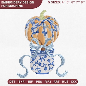Puede incluir: Un diseño de bordado para máquina que muestra una calabaza naranja con detalles florales azules en una maceta con patrón azul y blanco, adornada con un lazo azul claro. El texto incluye EMBROIDERY DESIGN FOR MACHINE y 5 SIZES: 4" 5" 6" 7" 8".
