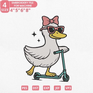 Puede incluir: Un diseño de archivo de bordado con un pato de dibujos animados con gafas de sol y un lazo, montado en un scooter. El diseño incluye el texto "EMBROIDERY FILE FOR MACHINE" y tamaños de 10.16cm, 12.7cm, 15.24cm y 20.32cm.