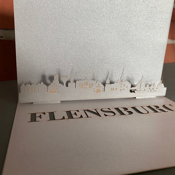 Klappkarte Flensburg - 3D Skyline verschiedene Städte - Geschenkkarte / Reisegutschein Karte zum Klappen mit Silhouette Flensburg