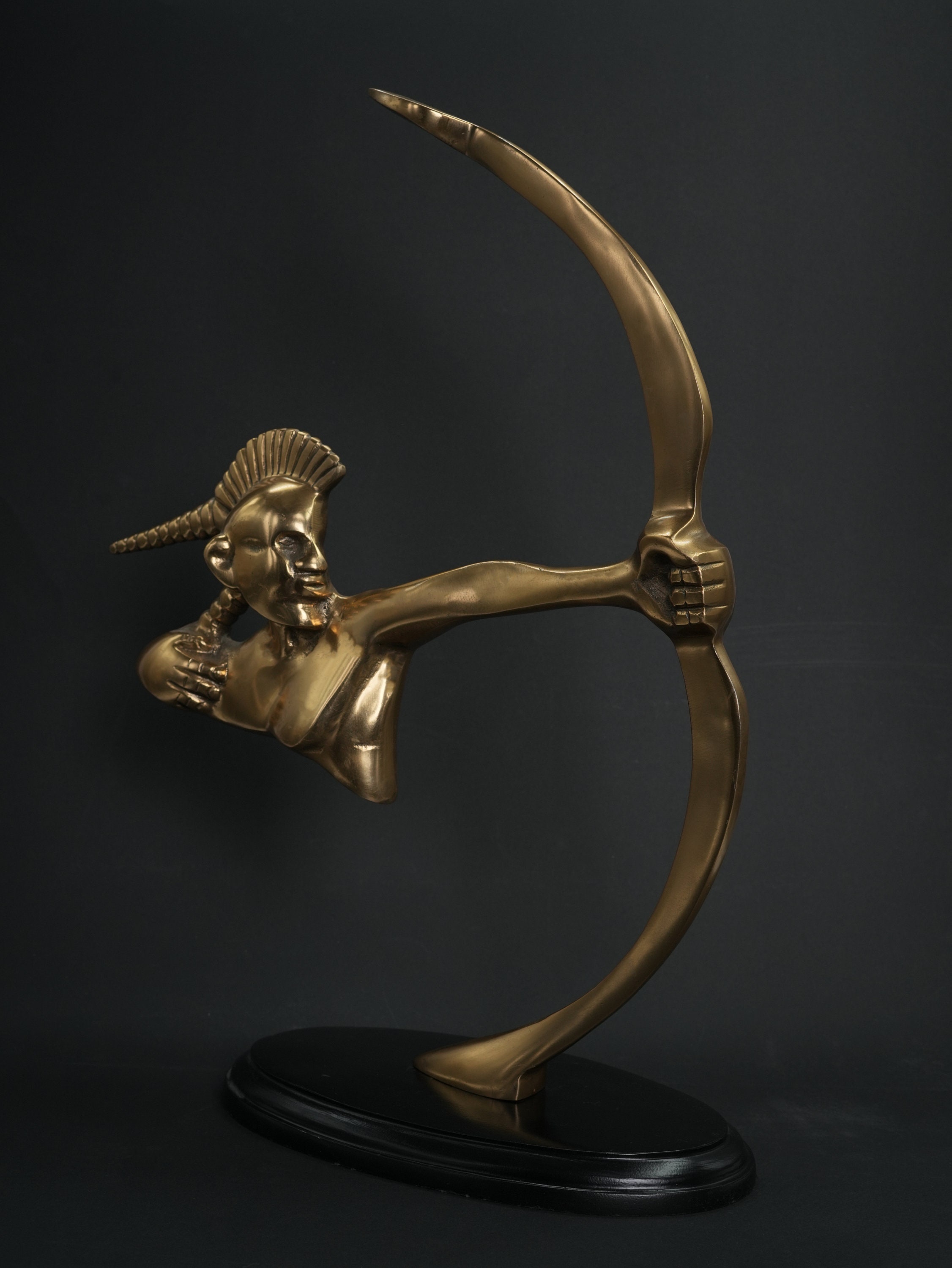 Handcrafted Brass Teer Kaman With MEN Sculpture - A Majestic