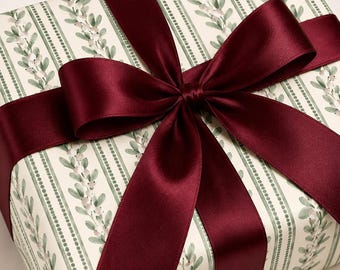 Christmas Floral Stripe Wrapping Paper Vintage Christmas Wrapping Paper Grandmillenial Christmas Gift Wrap Mistletoe Wrapping Paper Striped
