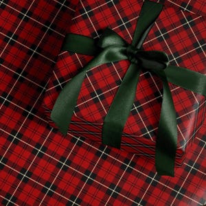 Red Plaid Wrapping Paper Roll Christmas Gift Wrap Tartan Plaid Red Christmas Decor Traditional Christmas Gift Wrapping Paper Festive Elegant