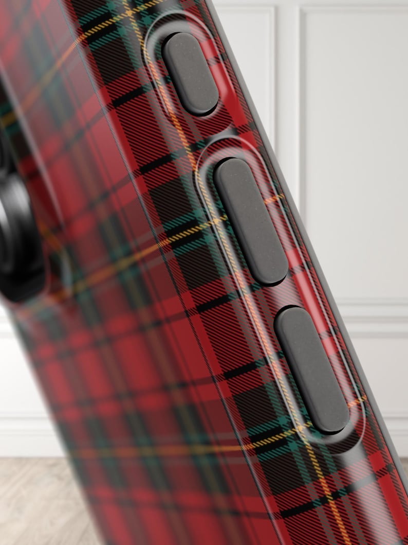 Red Plaid Christmas Classic Case with tartan plaid print for iPhone 16 15 14 13