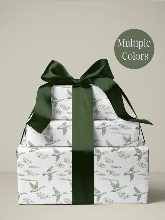 Green Toile Duck Wrapping Paper Vintage Duck Season Birthday Wrapping Paper Toile Gift Wrap Elegant Gift for Duck Hunter Hunting Gift Wrap