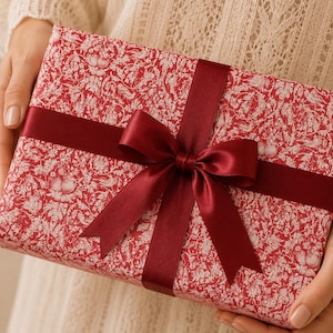 William Morris Queen Anne Wrapping Paper Vintage Christmas Gift Wrap William Morris Art Print Paper Gift Wrap Vintage Christmas Classy Red image 1