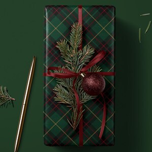 Wrapping Paper Green Tartan Plaid Paper. Dark green plaid wrapping paper featuring Christmas tartan pattern for a sophisticated holiday wrapping style.