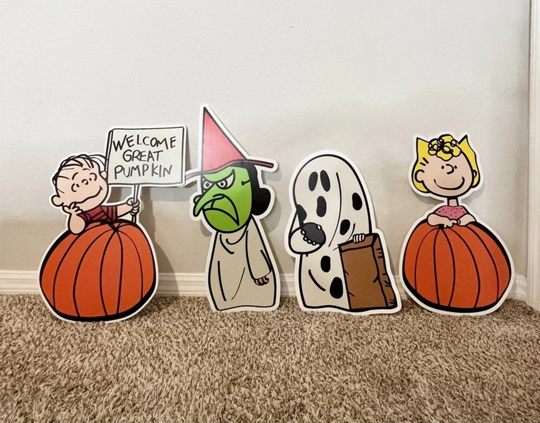 Peanuts Halloween Yard Art / Charlie Brown Sign / Peanuts Yard Etsy