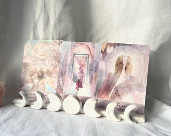White tarot / Oracle card holder for 2- 3 cards
