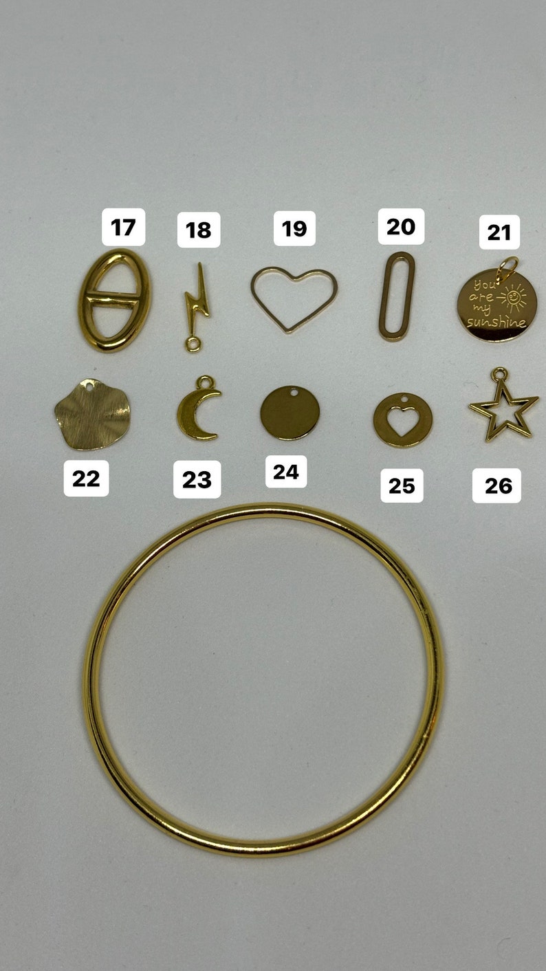 goud en zilverkleurige armband en boeddhistische armband afbeelding 5