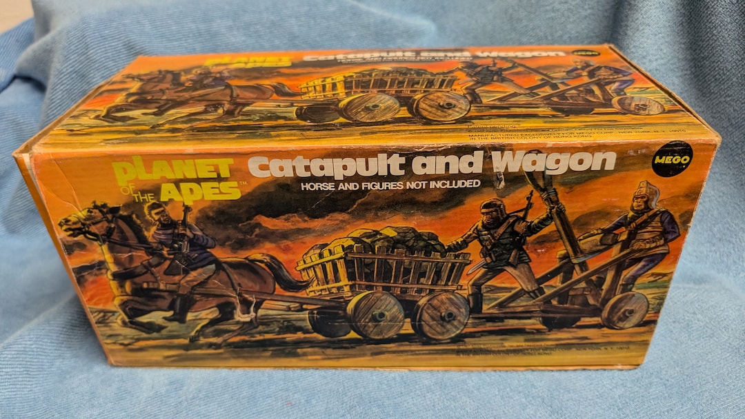 Vintage 1975 Mego Planet of the Apes Catapult and Wagon - New in