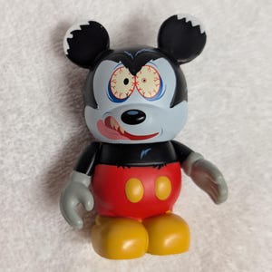 Mickey Mouse Runaway Brain Cartoon Zombie Vinylmation Figure 2009