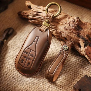 Étui porte-clés en cuir fait main pour Maserati Levante Ghibli Quattroporte, etc., étiquettes personnalisées pour Maserati, cadeau pour lui