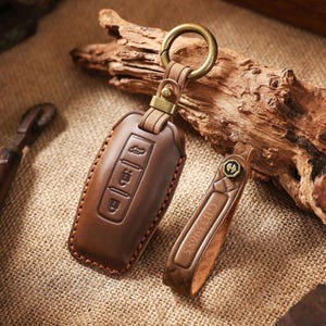 Personalisierte Leder Schlüsselanhänger Cover Kompatibel für MITSCHIENER Outlander, Handgemachte Autoschlüssel Hülle Fit für MITSCHIENE, Geschenk für Ihn