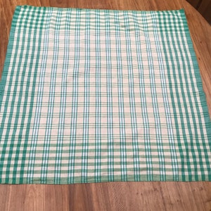 Lovely Vintage Square Lemon and Green Checked Cotton Tablecloth. Unused and in Excellent Condition. Approx 90x88. Lovely Spring Colours.