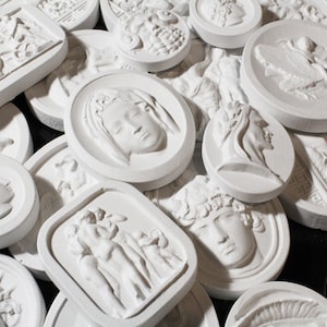 Plaster Intaglio, 25 Pieces Mixed Grand Tour Intaglios, Plaster Wall Art, Home Decor, Plaster Medallions, Classical Design