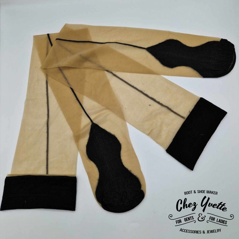 1940'S Nylon Stockings Bas Nylon avec couture des années 1940 Reproduction image 2