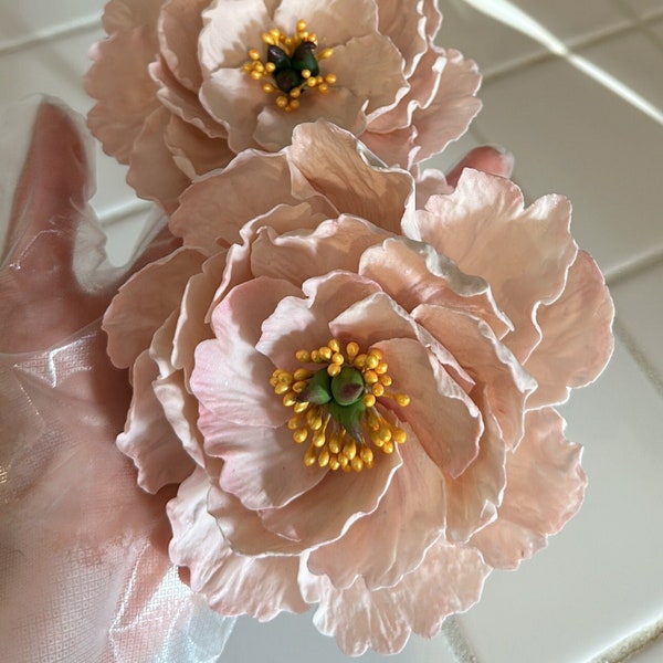 Gumpaste Peony - Edible Elegance