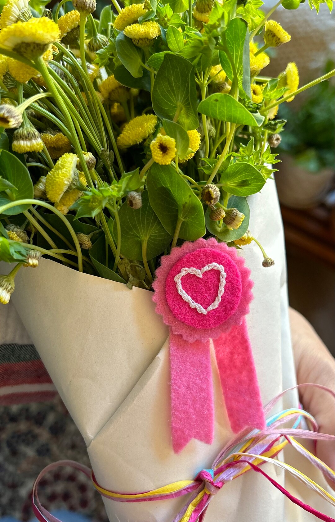Handmade Embroidered Heart Felt Badge - Valentine's Day Pin - Etsy