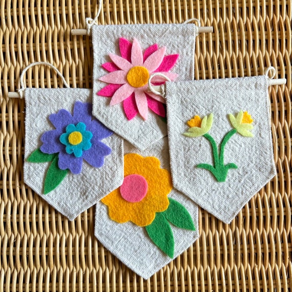 Handmade Felt Flower Mini Banner - Etsy