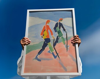Puede incluir: Una pintura abstracta enmarcada que representa a dos figuras caminando en un paisaje. Las figuras están pintadas de forma estilizada con colores vivos, incluyendo rojo, naranja, amarillo, verde y azul. El fondo es un suave rosa y azul.