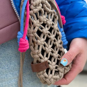 Boho crossbody phone bag in earthy beige – lightweight and breathable.